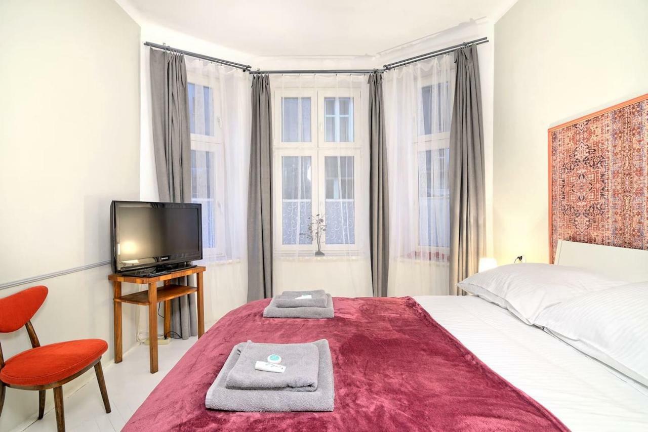 Luxury Retro Apartment, City Center, Wifi Krakau Exterior foto
